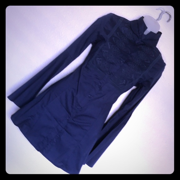 Bell  long sleeve tunic button down top - Picture 1 of 7